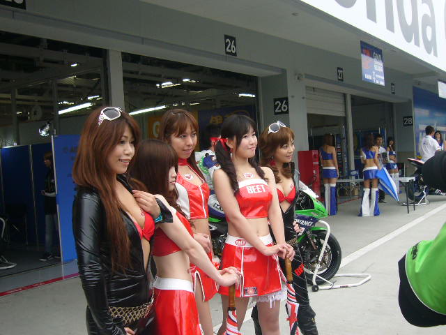 b0094687_8233136.jpg