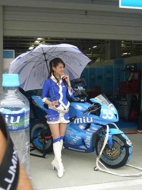 b0094687_8474392.jpg