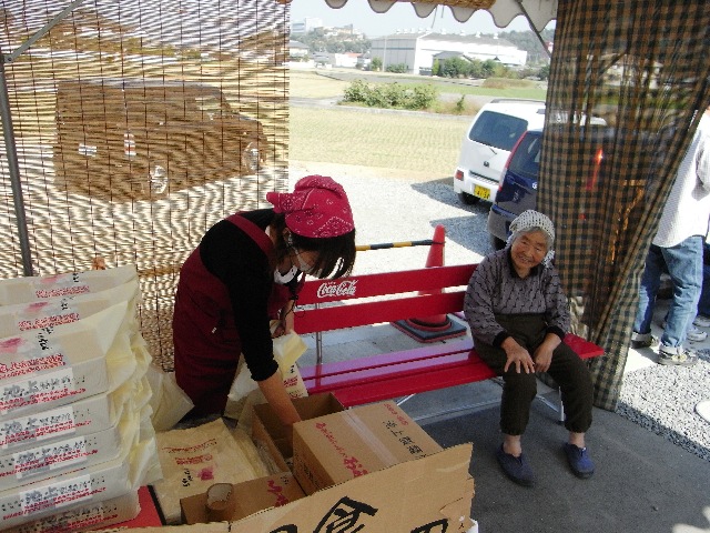 るみばあちゃんのうどん(池上製麺所)_b0054727_022325.jpg