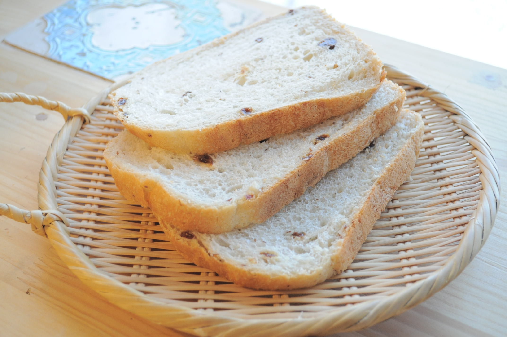 白神こだま酵母でふわふわくるみレーズン食パン＆１１月の料理教室_d0134753_452786.jpg