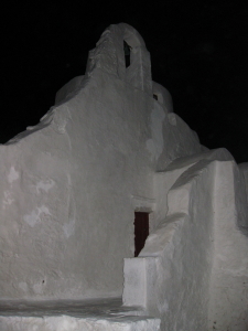 エーゲ海クルーズ　　夜のミコノス島_e0154202_15551755.jpg