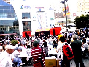 琉球祭と鉄人28号のお披露目!まちは人いきれで満杯!#394_e0068533_7551736.jpg