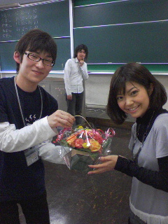 花束贈呈☆_e0142280_1547944.jpg