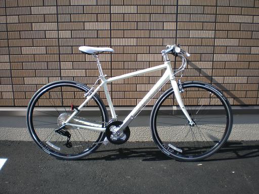 2010年モデル ＧＩＡＮＴ エスケープ Ｒ3.1 : がんばれ！！自転車屋