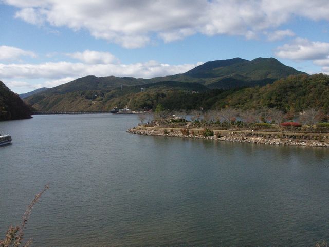 「　文化の日　青空フリーパスで　名古屋・恵那・蒲郡①　０９．１１．０７　　土　　」_d0094543_016526.jpg