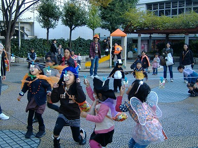 ハロウィンであ・そ・ぼ_b0180648_1551232.jpg