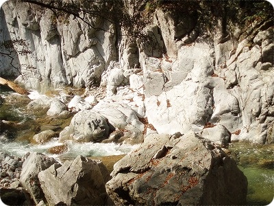 船の旅　広島県の三段峡を歩く_d0048350_1873657.jpg