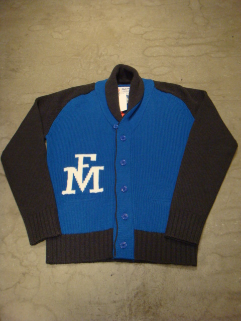 CARDIGAN_b0142994_20284489.jpg