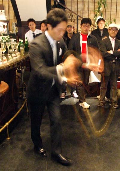 ホゴムラ名人ついに結婚披露!_b0008475_030101.jpg