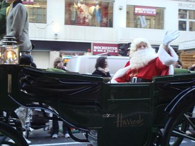 THE CHRISTMAS PARADE @Harrods_a0102784_050274.jpg