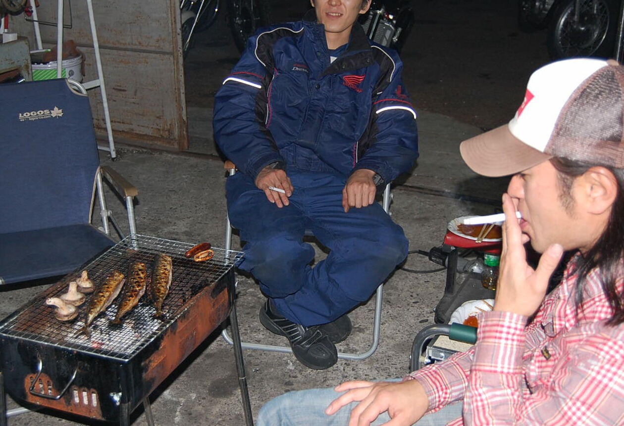 某バイクデーラーからのお仕事!!_c0227496_1445481.jpg