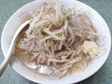 ラーメン二郎 小滝橋通り店 おれの胃袋は宇宙だ ラーメン二郎 小滝橋通り店 おれの胃袋は宇宙だ