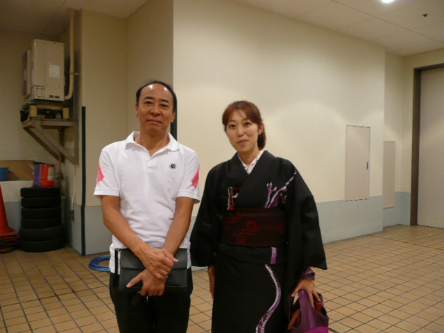 輝け!主婦バンド、スモーキング・ザ・ウォーター2009♪_b0113990_1239580.jpg
