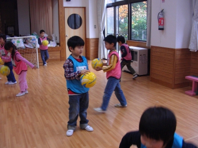 スギっ子巡回指導　in　第一ルンビニ園_e0127003_285078.jpg