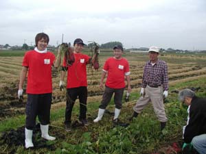 霧島紅甘露　収穫祭のご報告_b0076710_1054525.jpg