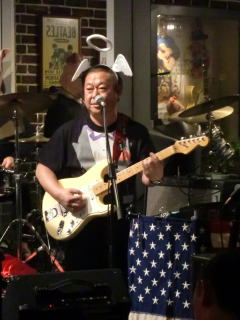 ☆　Oct 31 Elvis 石川 & His Band_d0079671_13371191.jpg