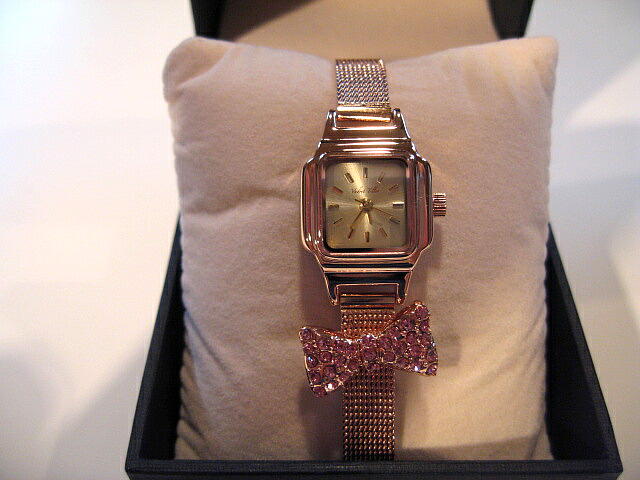 ＩＳＢＩＴ<Vadret Tellor> ヴァドレットテラー ＲＩＢＢＯＮ　ＣＨＡＲＭ　ＷＡＴＣＨ　ＰＩＮＫＧＯＬＤ_a0089359_18512442.jpg