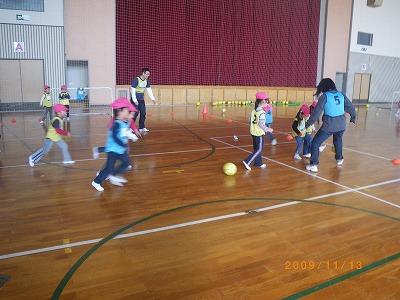 11月13日スギっ子巡回指導ｉｎごしょの保育園_e0127003_16193319.jpg