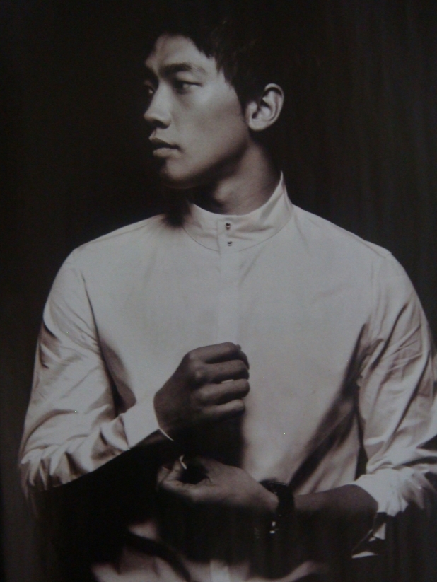 \'ワールドスター\'Rain（ピ）、美フォックスTV生放送出演\'話題\' _c0047605_0452814.jpg