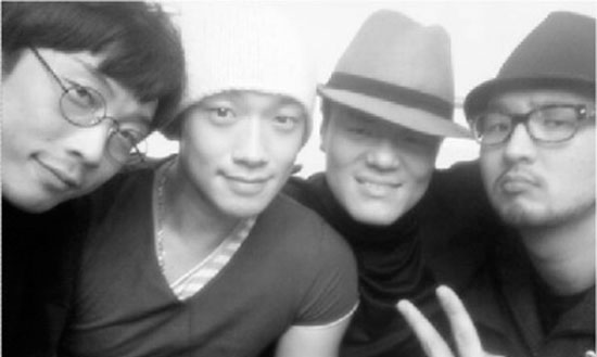 \'ワールドスター\'Rain（ピ）、美フォックスTV生放送出演\'話題\' _c0047605_0464115.jpg