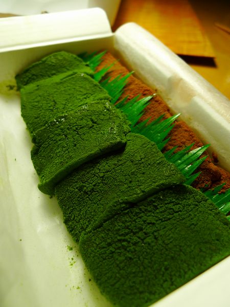 とろけるわらび餅「茶洛」さん 京都市北区_d0108737_0285710.jpg