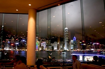 インターコンチネンタル香港 ラウンジの夜景 旅の記憶 Travelogue インターコンチネンタル香港 ラウンジの夜景 旅の記憶 Travelogue