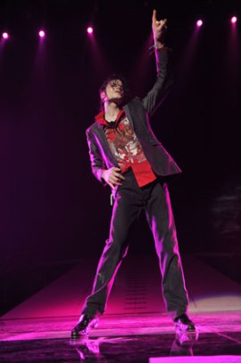 THIS IS IT マイケル・ジャクソン THIS IS IT ’09 アメリカ (2回目)_e0079992_18403518.jpg
