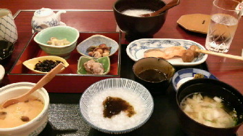 癒しのホテル?_c0185356_9284216.jpg