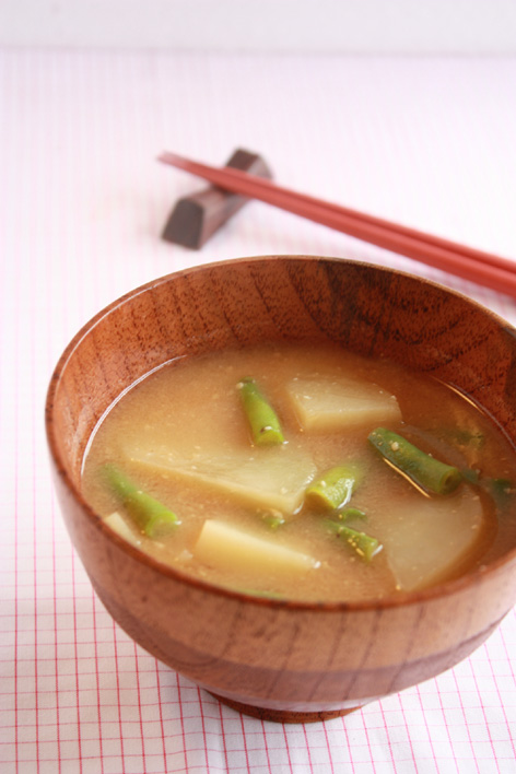 いんげんとじゃがいものみそ汁 きのう何食べた 再現レシピ