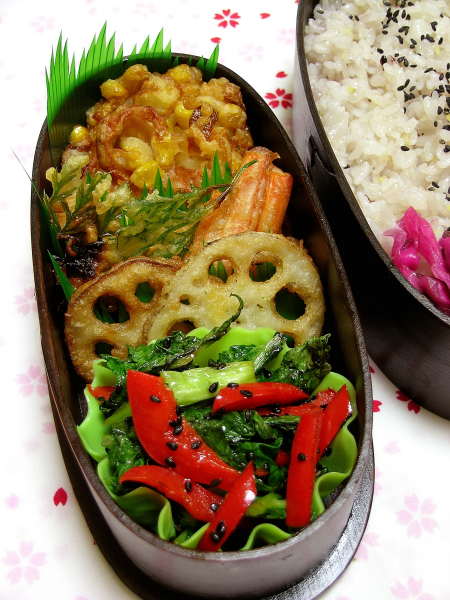 新しい雑穀ごはん♪と天ぷら弁当_b0171098_6362739.jpg