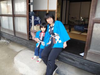 亥の子まつりでマコちゃん、大はしゃぎ!_e0166301_0234328.jpg