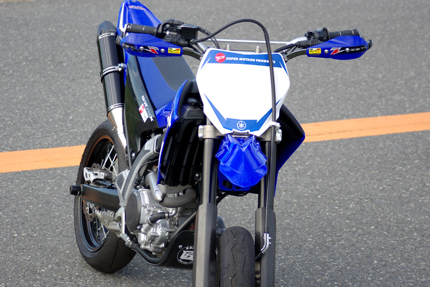 WR250R WR250X サブ? フォグ? ライト ゼッケン化 世界一詳しいWR250R/Xのゼッケン化の方法解説 | WR250Xの説明書