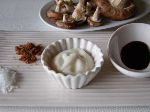 「小さなしいたけ・ちいたけ&おっきな椎茸・濃熟茸」_a0000029_22171521.jpg