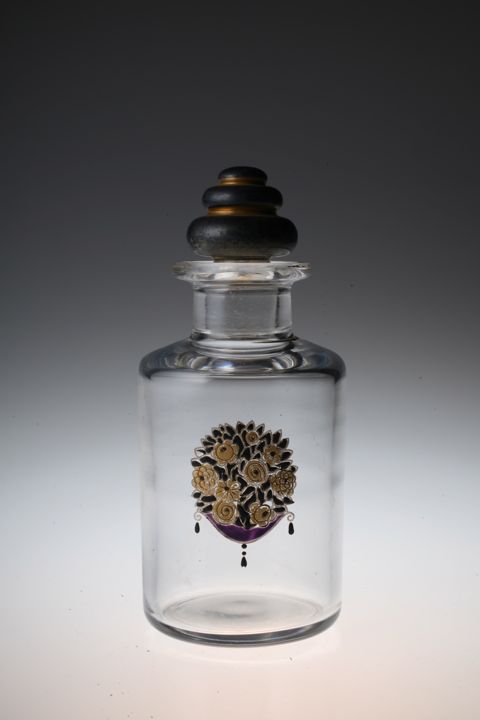 G.Chevalier ジョルジュ・シュヴァリエ　香水瓶。_c0108595_2181041.jpg
