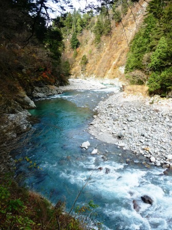 e0064043_22574681.jpg