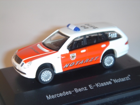 1/87 Schuco Mercedes-Benz E-Klasse T-Model EMERGENCY MODEL_c0130464_6425299.jpg