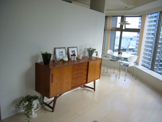 高層マンションのお部屋_a0116902_1204577.jpg