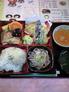 ランチ０９１１２０幕の内定食_a0026413_128088.jpg