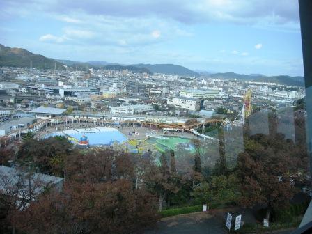 手柄山(てがらやま)公園 ② 『回転展望台喫茶』 _b0162442_23532642.jpg
