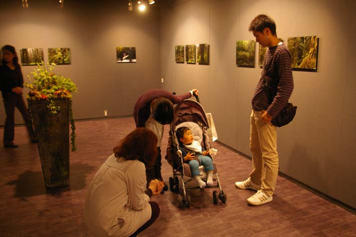 東京での写真展 「CLIMAX -極まる森-」 無事に終了_c0014967_1111725.jpg