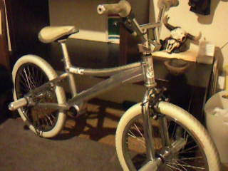 GRAVEYARD : CYCLESHOP STABLE 福岡 BMX (flatland street フラット GRAVEYARD : CYCLESHOP STABLE 福岡 BMX (flatland street フラット
