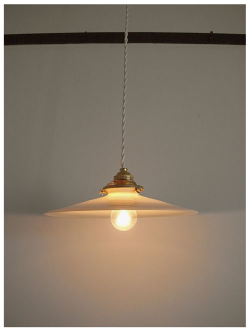 //////MILK SHADE LAMP//////_b0172675_14313616.jpg