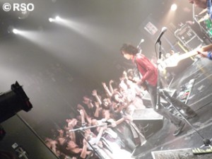 LIVE TOUR 2009≫2010 \"月が昇れば\" in 水戸_e0165575_2331485.jpg