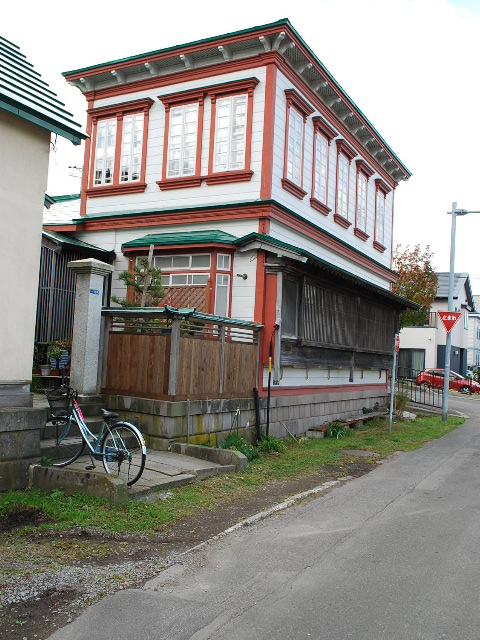 函館市船見町の山内家住宅(函館擬洋館コレクション、その19)_f0142606_18304784.jpg