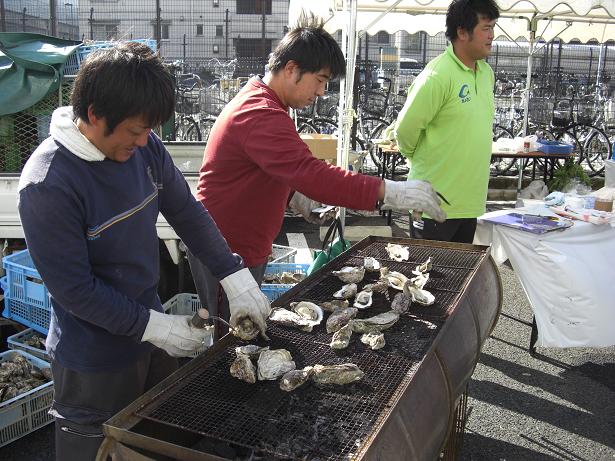 広教育祭に若部海参上(*^_^*)_e0175370_178661.jpg