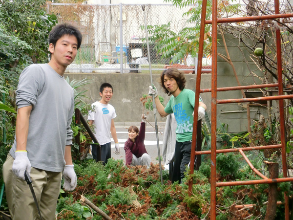 good!園芸部 枝打ち_a0080406_11281737.jpg