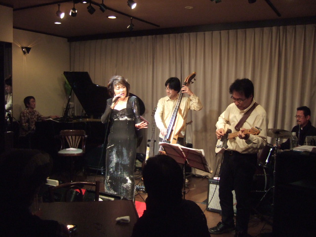 荒川和子ライブ_c0229062_21315430.jpg