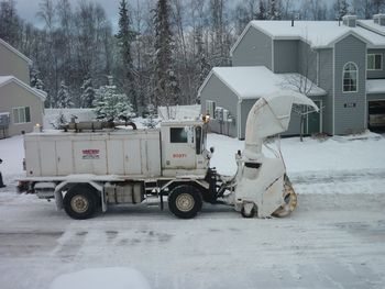 アンカレジに大雪が!_b0135948_8362372.jpg