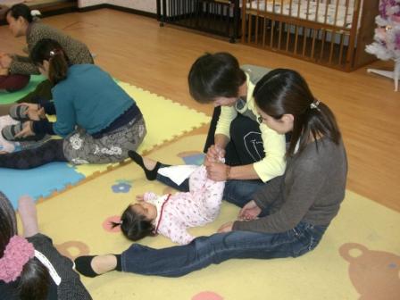 2009.12.02 親子ストレッチ体操_f0142009_12582874.jpg