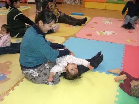 2009.12.02 親子ストレッチ体操_f0142009_12584297.jpg